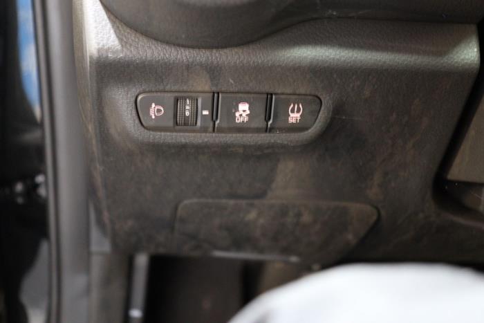 Kia Picanto 1.0 DPi 12V Sloopvoertuig (2023, Zwart)