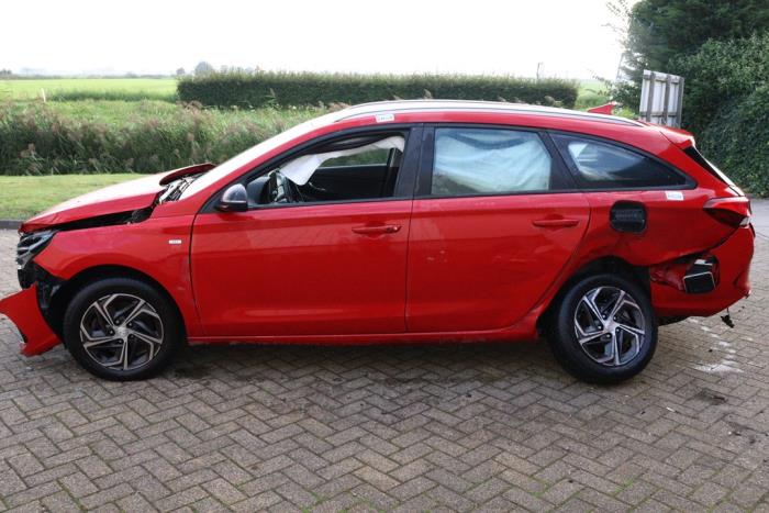 Hyundai i30 Wagon 1.0 T-GDI 12V Hybrid 48V Sloopvoertuig (2021, Rood)