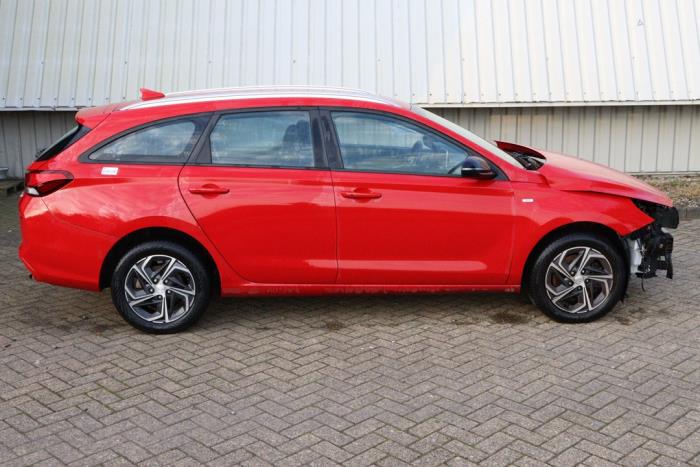 Hyundai i30 Wagon 1.0 T-GDI 12V Hybrid 48V Sloopvoertuig (2021, Rood)