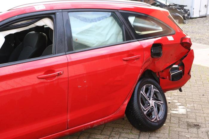 Hyundai i30 Wagon 1.0 T-GDI 12V Hybrid 48V Sloopvoertuig (2021, Rood)