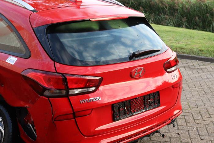 Hyundai i30 Wagon 1.0 T-GDI 12V Hybrid 48V Sloopvoertuig (2021, Rood)
