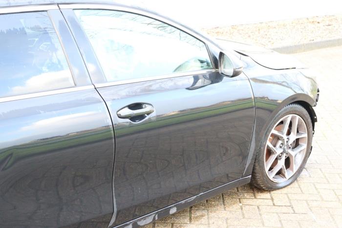 Kia Ceed Sportswagon 1.5 T-GDI 16V Eco-Dynamics+ Sloopvoertuig (2022, Zwart)