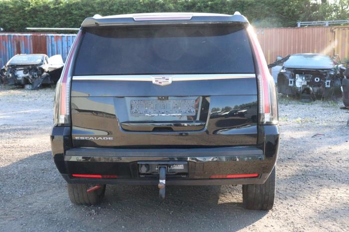 Cadillac Escalade 6.2 V8 4x4 Sloopvoertuig (2017, Zwart)