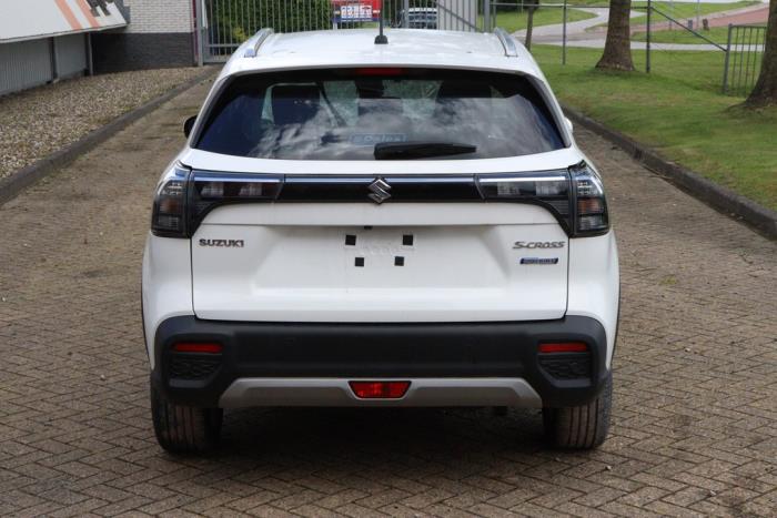 Suzuki SX4 S-Cross 1.4 Booster Jet Turbo 16V SHVS Sloopvoertuig (2023, Wit)