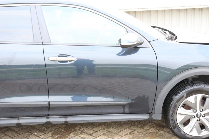 Kia Niro I E-Niro 64 kWh Sloopvoertuig (2020, Blauw)