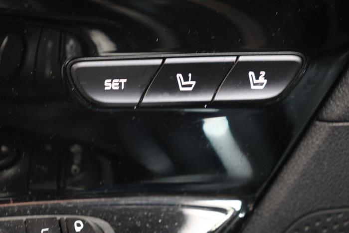 Kia Niro I E-Niro 64 kWh Sloopvoertuig (2020, Blauw)