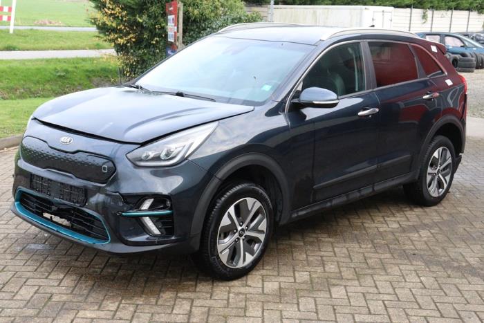 Kia Niro I E-Niro 64 kWh Sloopvoertuig (2020, Blauw)