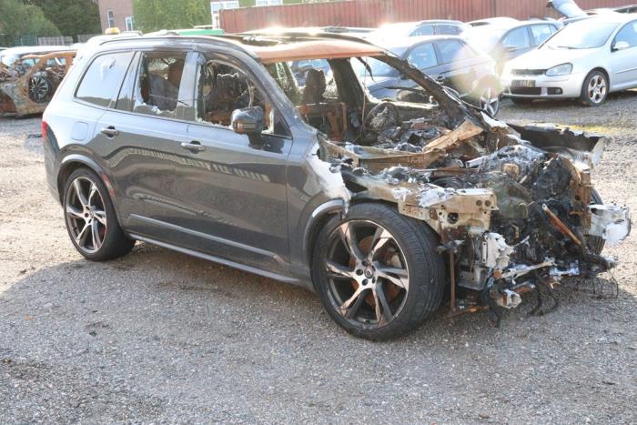 Volvo XC90 II 2.0 T8 16V eAWD Sloopvoertuig (2022, Grijs)