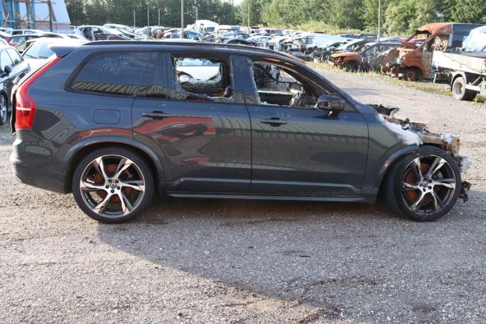Volvo XC90 II 2.0 T8 16V eAWD Sloopvoertuig (2022, Grijs)