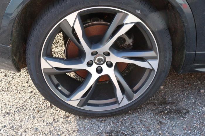 Volvo XC90 II 2.0 T8 16V eAWD Sloopvoertuig (2022, Grijs)