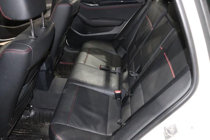 BMW X1 sDrive 20i 2.0 16V Twin Power Turbo Sloopvoertuig (2014, Wit)