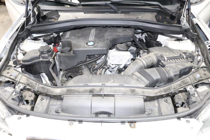 BMW X1 sDrive 20i 2.0 16V Twin Power Turbo Sloopvoertuig (2014, Wit)