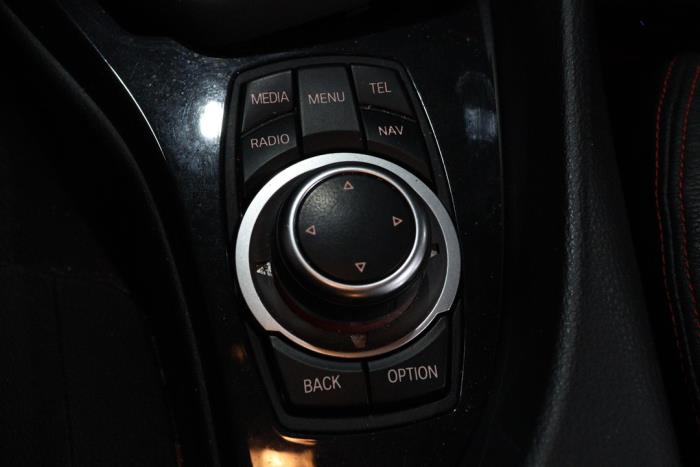 BMW X1 sDrive 20i 2.0 16V Twin Power Turbo Sloopvoertuig (2014, Wit)