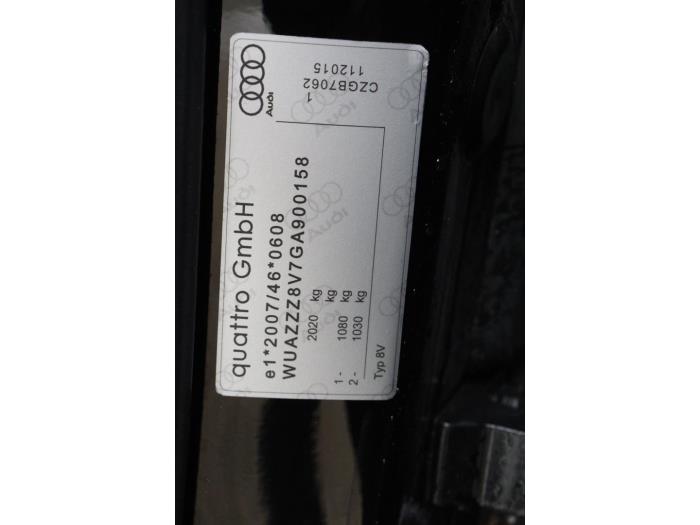 Audi RS 3 Sportback 2.5 TFSI 20V Quattro Performance Sloopvoertuig (2015, Metallic, Zwart)