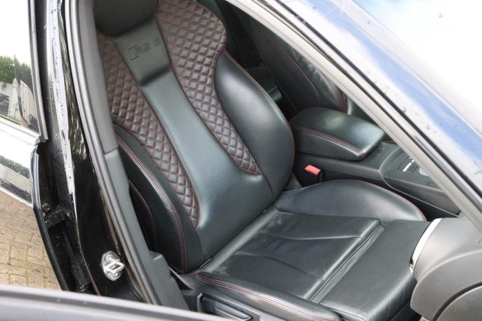 Audi RS 3 Sportback 2.5 TFSI 20V Quattro Performance Sloopvoertuig (2015, Metallic, Zwart)