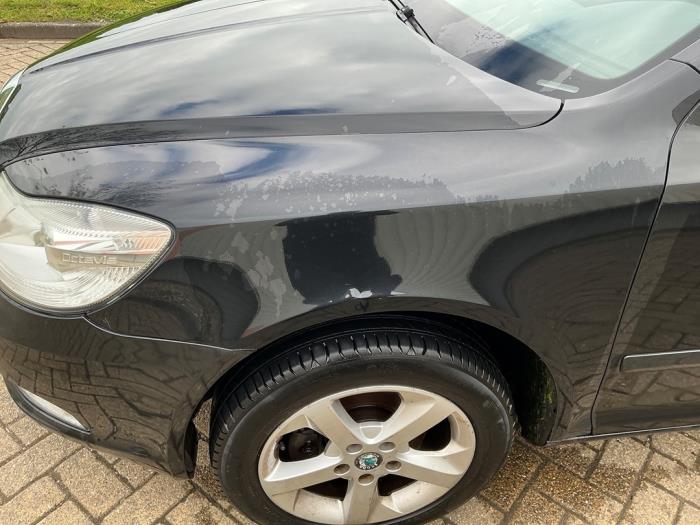 Skoda Octavia Combi 1.2 TSI Sloopvoertuig (2011, Metallic, Zwart)