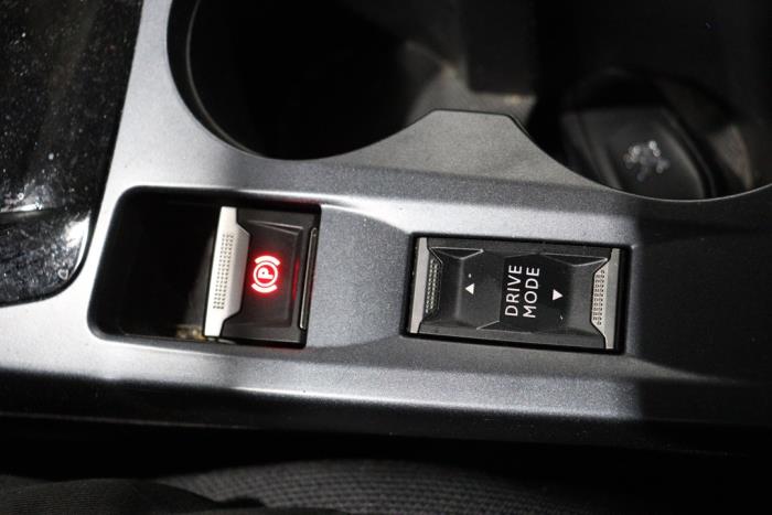 Peugeot 2008 e-2008 50 kWh Sloopvoertuig (2020, Zwart)