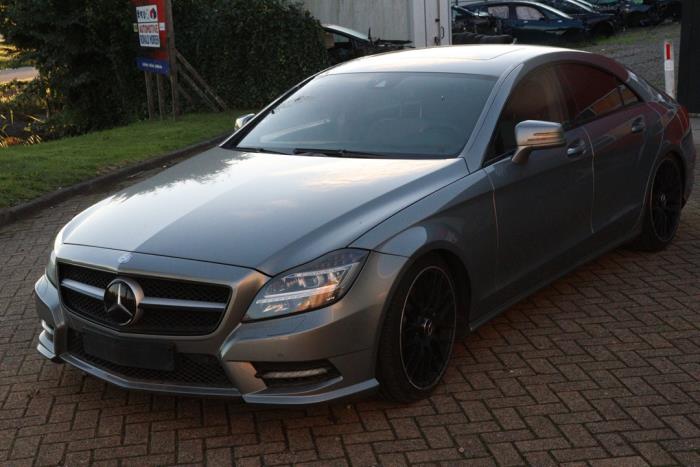 Mercedes CLS 350 CDI BlueEfficiency 3.0 V6 24V Sloopvoertuig (2011, Grijs)