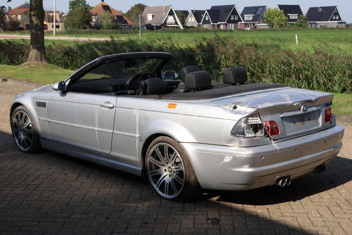 BMW M3 3.2 24V Sloopvoertuig (2004, Metallic, Zilvergrijs)