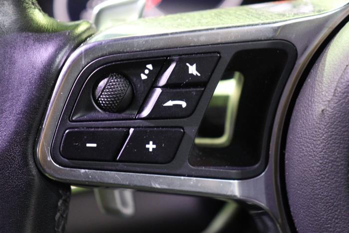 Porsche Panamera 3.0 V6 24V 4 Sloopvoertuig (2018, Metallic, Zwart)