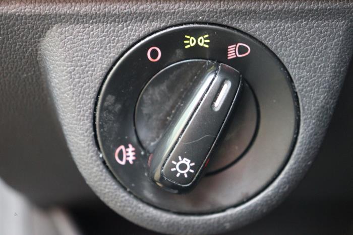 Volkswagen Up! 1.0 12V 60 Sloopvoertuig (2012, Zwart)