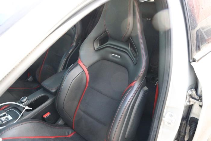 Mercedes A-Klasse AMG 2.0 A-45 AMG Turbo 16V 4-Matic Sloopvoertuig (2015, Metallic, Zilvergrijs, Grijs)