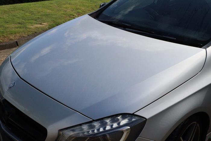 Mercedes A-Klasse AMG 2.0 A-45 AMG Turbo 16V 4-Matic Sloopvoertuig (2015, Metallic, Zilvergrijs, Grijs)