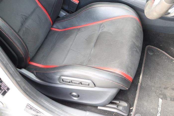 Mercedes A-Klasse AMG 2.0 A-45 AMG Turbo 16V 4-Matic Sloopvoertuig (2015, Metallic, Zilvergrijs, Grijs)