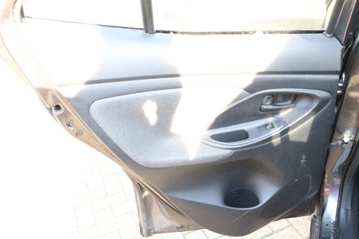 Toyota Yaris Cross 1.5 12V Hybrid 115 Sloopvoertuig (2022, Metallic, Zilvergrijs)