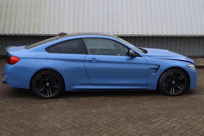 BMW M4 M4 3.0 24V TwinPower Turbo Sloopvoertuig (2015, Metallic, Blauw)