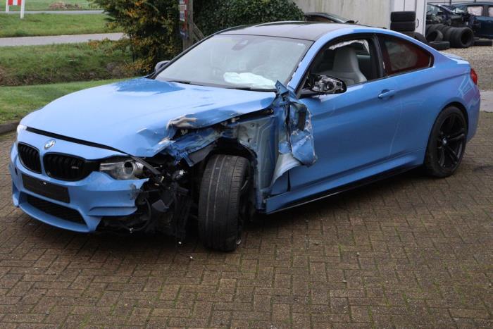 BMW M4 M4 3.0 24V TwinPower Turbo Sloopvoertuig (2015, Metallic, Blauw)