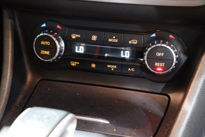 Mercedes CLA AMG 2.0 CLA-45 AMG Turbo 16V Sloopvoertuig (2013, Wit)