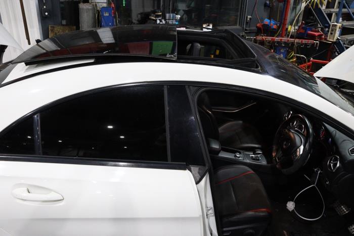 Mercedes CLA AMG 2.0 CLA-45 AMG Turbo 16V Sloopvoertuig (2013, Wit)