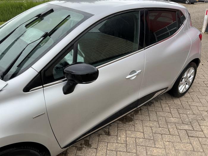Renault Clio IV 0.9 Energy TCE 90 12V Sloopvoertuig (2019, Metallic, Zilvergrijs, Zilver)
