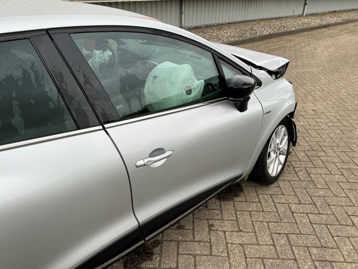 Renault Clio IV 0.9 Energy TCE 90 12V Sloopvoertuig (2019, Metallic, Zilvergrijs, Zilver)