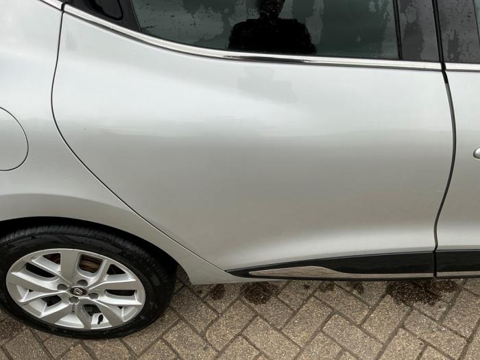 Renault Clio IV 0.9 Energy TCE 90 12V Sloopvoertuig (2019, Metallic, Zilvergrijs, Zilver)