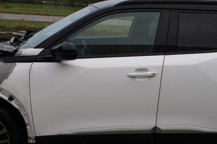 Peugeot 2008 1.2 VTi 12V PureTech 100 Sloopvoertuig (2020, Wit)