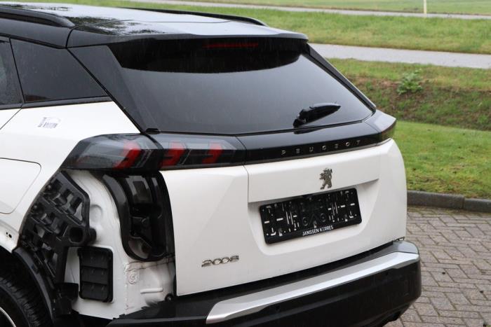 Peugeot 2008 1.2 VTi 12V PureTech 100 Sloopvoertuig (2020, Wit)