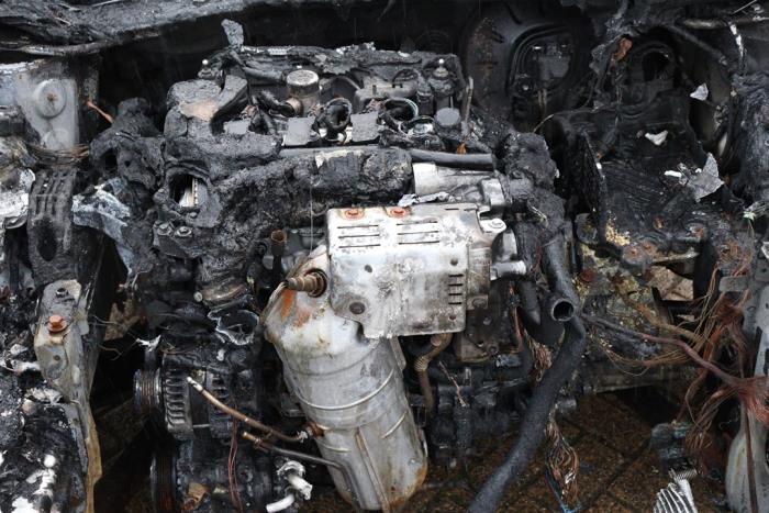 Peugeot 2008 1.2 VTi 12V PureTech 100 Sloopvoertuig (2020, Wit)