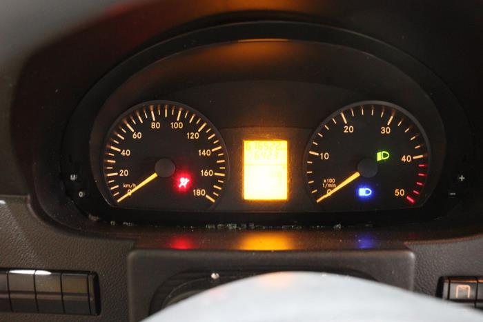 Mercedes Sprinter 3,5t 313 CDI 16V Sloopvoertuig (2015, Geel)