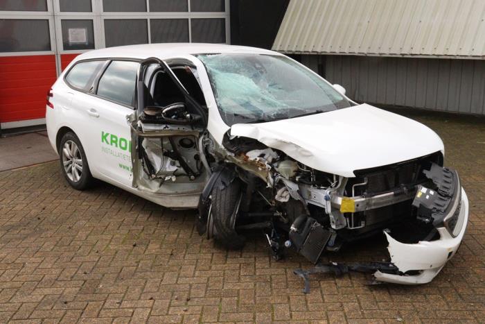 Peugeot 308 SW 1.5 BlueHDi 130 Sloopvoertuig (2021, Wit)