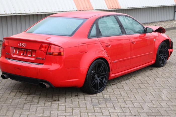Audi RS 4 4.2 V8 40V Sloopvoertuig (2006, Rood)