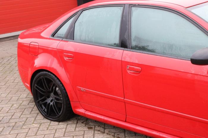 Audi RS 4 4.2 V8 40V Sloopvoertuig (2006, Rood)