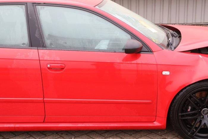 Audi RS 4 4.2 V8 40V Sloopvoertuig (2006, Rood)