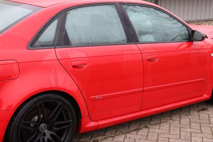 Audi RS 4 4.2 V8 40V Sloopvoertuig (2006, Rood)