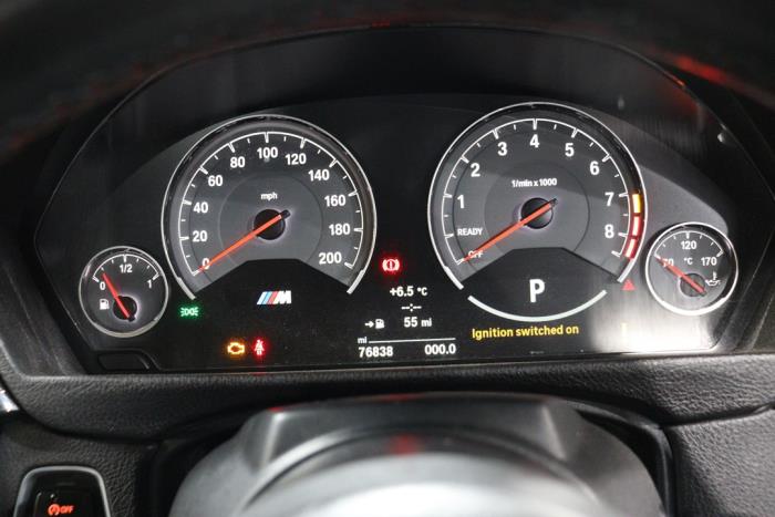 BMW M4 3.0 24V TwinPower Turbo Sloopvoertuig (2016, Metallic, Zilvergrijs)