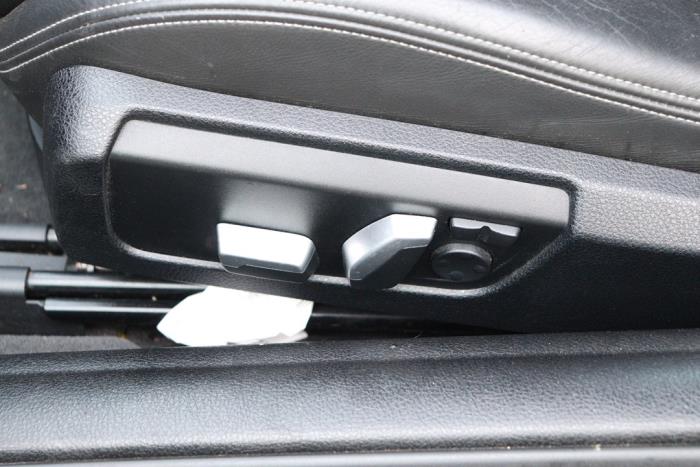 BMW M4 3.0 24V TwinPower Turbo Sloopvoertuig (2016, Metallic, Zilvergrijs)