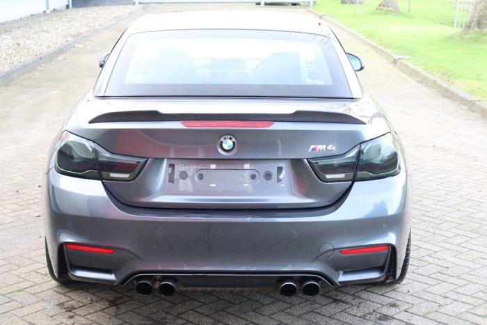 BMW M4 3.0 24V TwinPower Turbo Sloopvoertuig (2016, Metallic, Zilvergrijs)