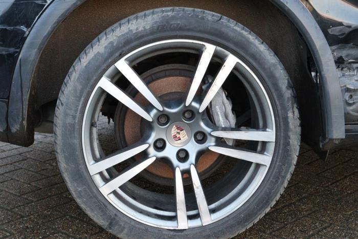 Porsche Cayenne II 3.0 D V6 24V Sloopvoertuig (2013, Zwart)