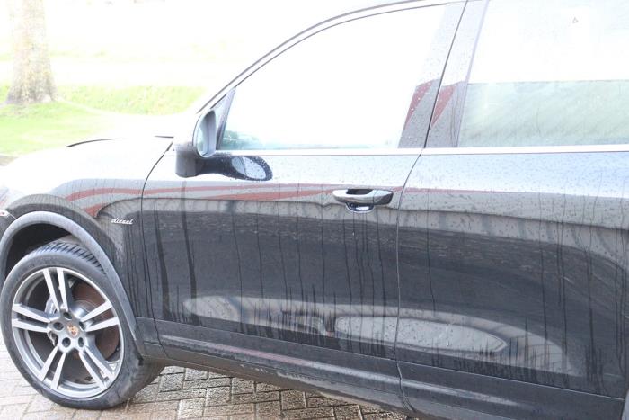 Porsche Cayenne II 3.0 D V6 24V Sloopvoertuig (2013, Zwart)